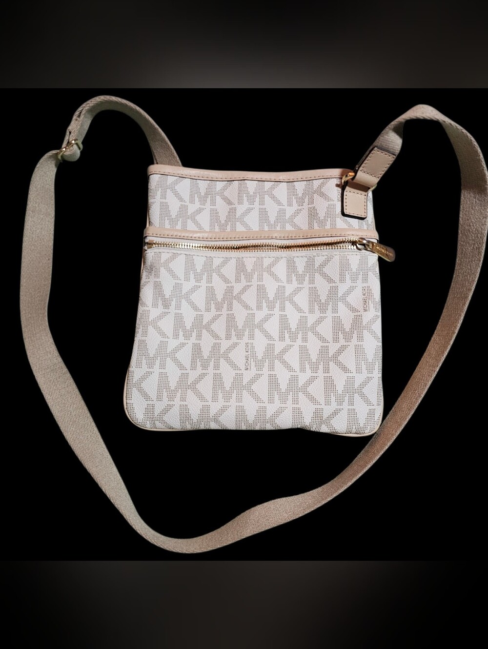 Michael Kors Jet Set Monogram Flat Crossbody Bag Vanilla Acorn